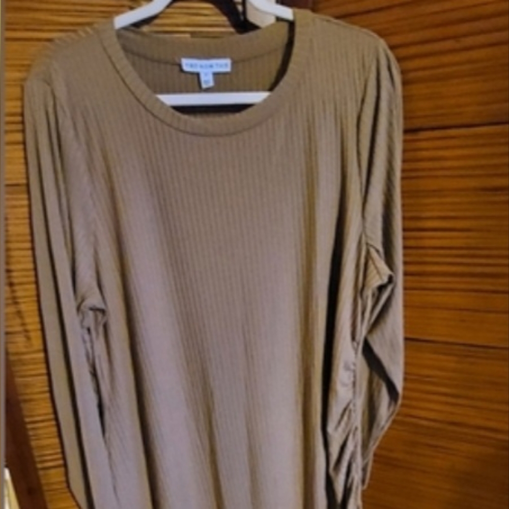 Macy's Brand And Now This 2X Tan Left Side Ribbed Dress Great For Travel